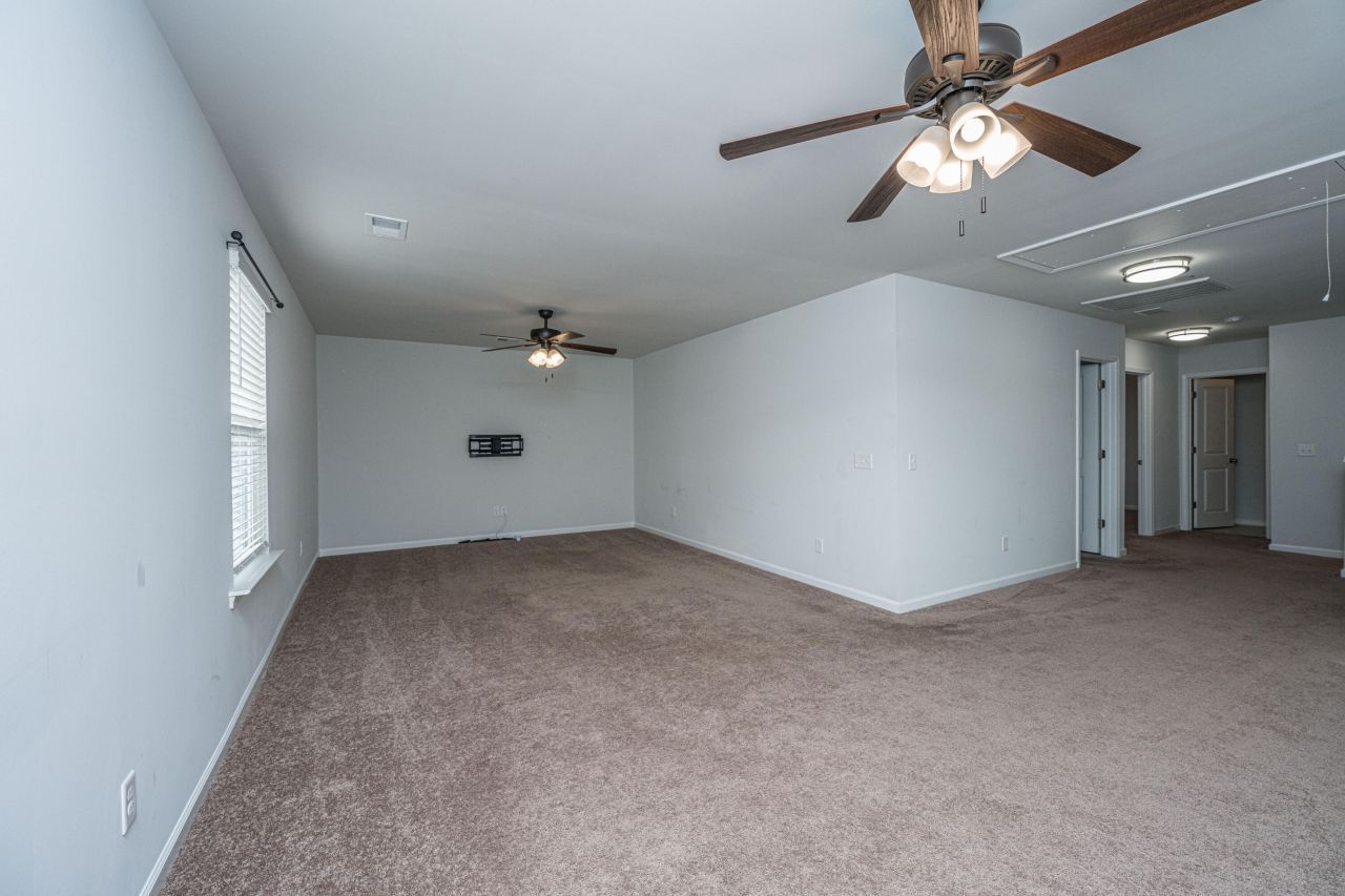 422 Silent Bluff Drive Photo 37