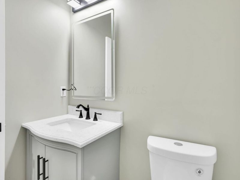 4451 1/2 Lockbourne Road, Unit R, Columbus, OH 43207 Photo 32