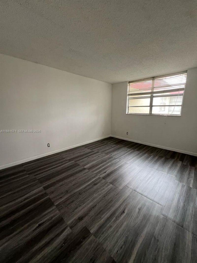 3001 NW 48th Ave, Unit 440, Lauderdale Lakes, FL 33313 Photo