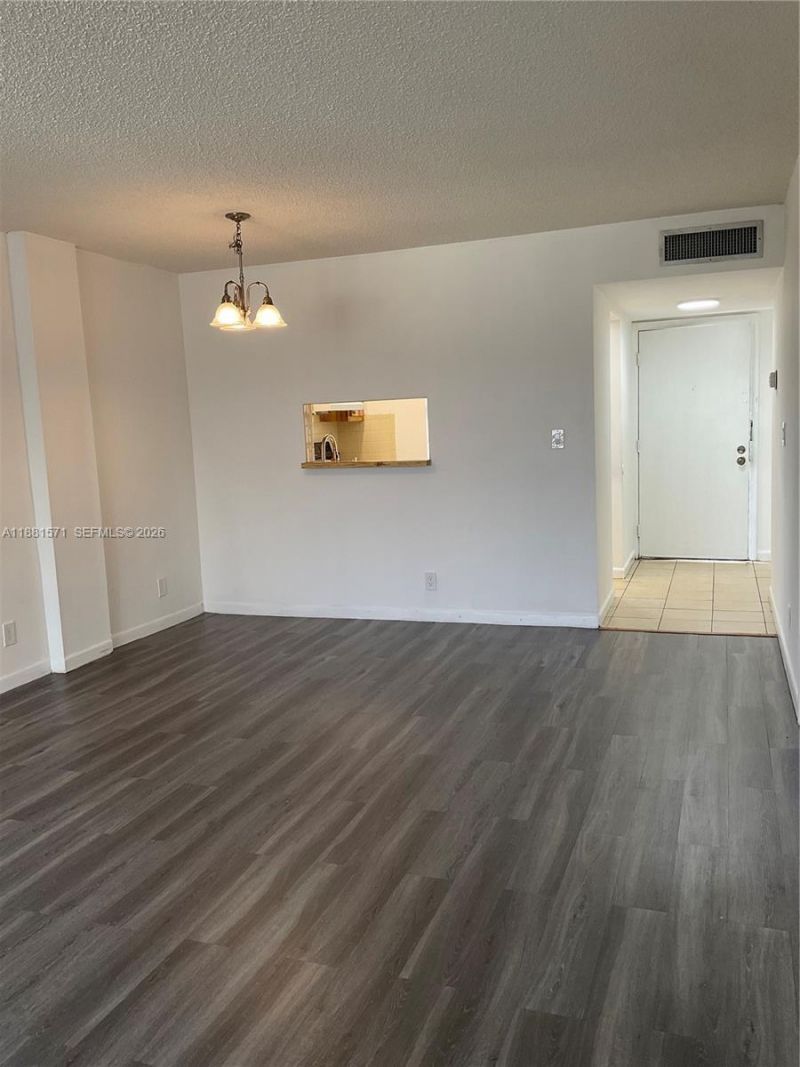 3001 NW 48th Ave, Unit 440, Lauderdale Lakes, FL 33313 Photo