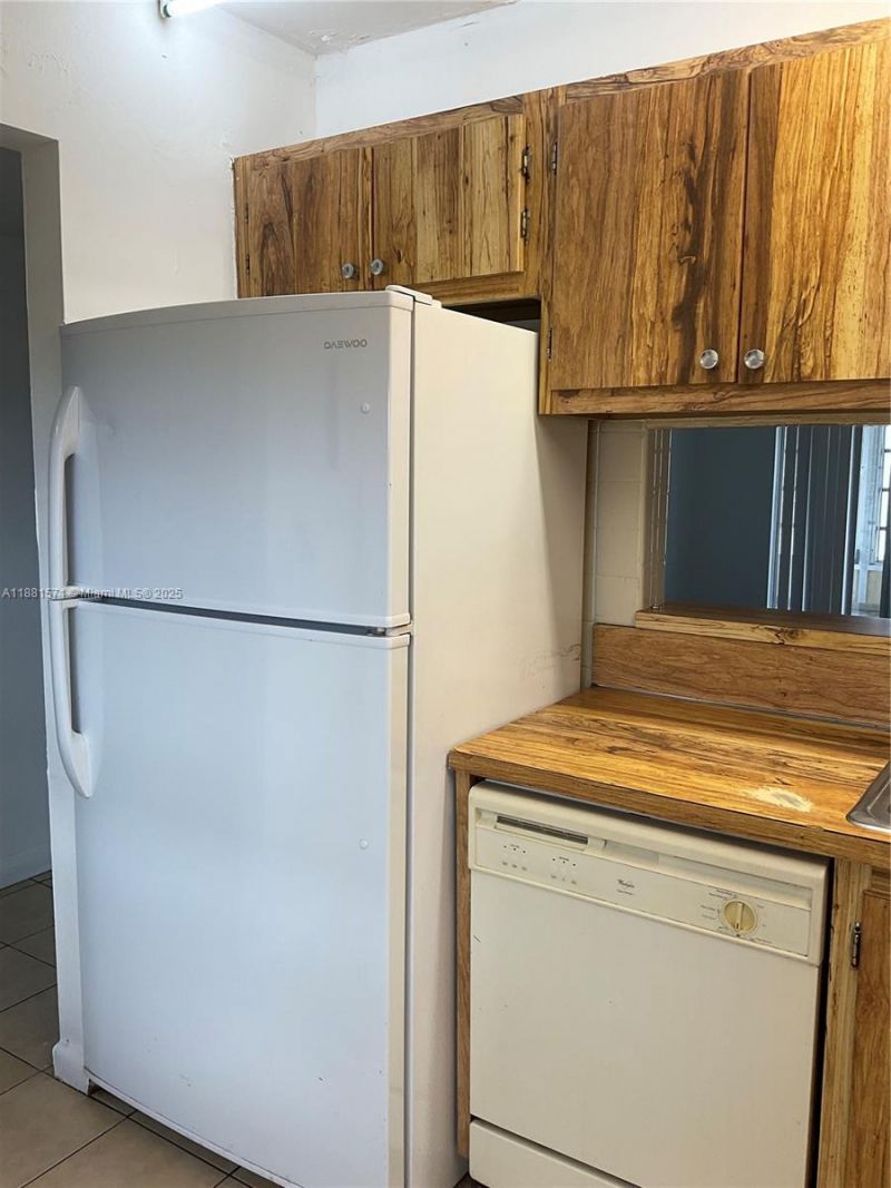 3001 NW 48th Ave, Unit 440, Lauderdale Lakes, FL 33313 Photo