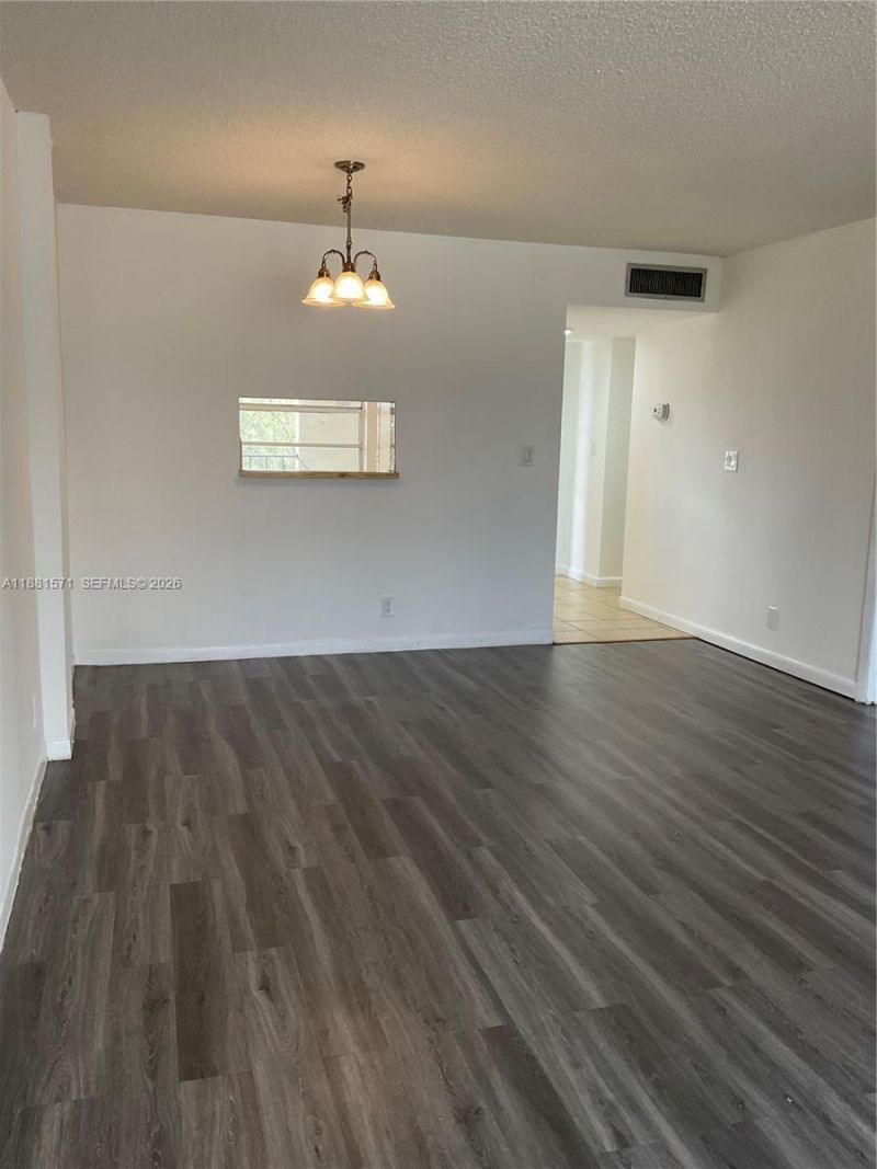3001 NW 48th Ave, Unit 440, Lauderdale Lakes, FL 33313 Photo