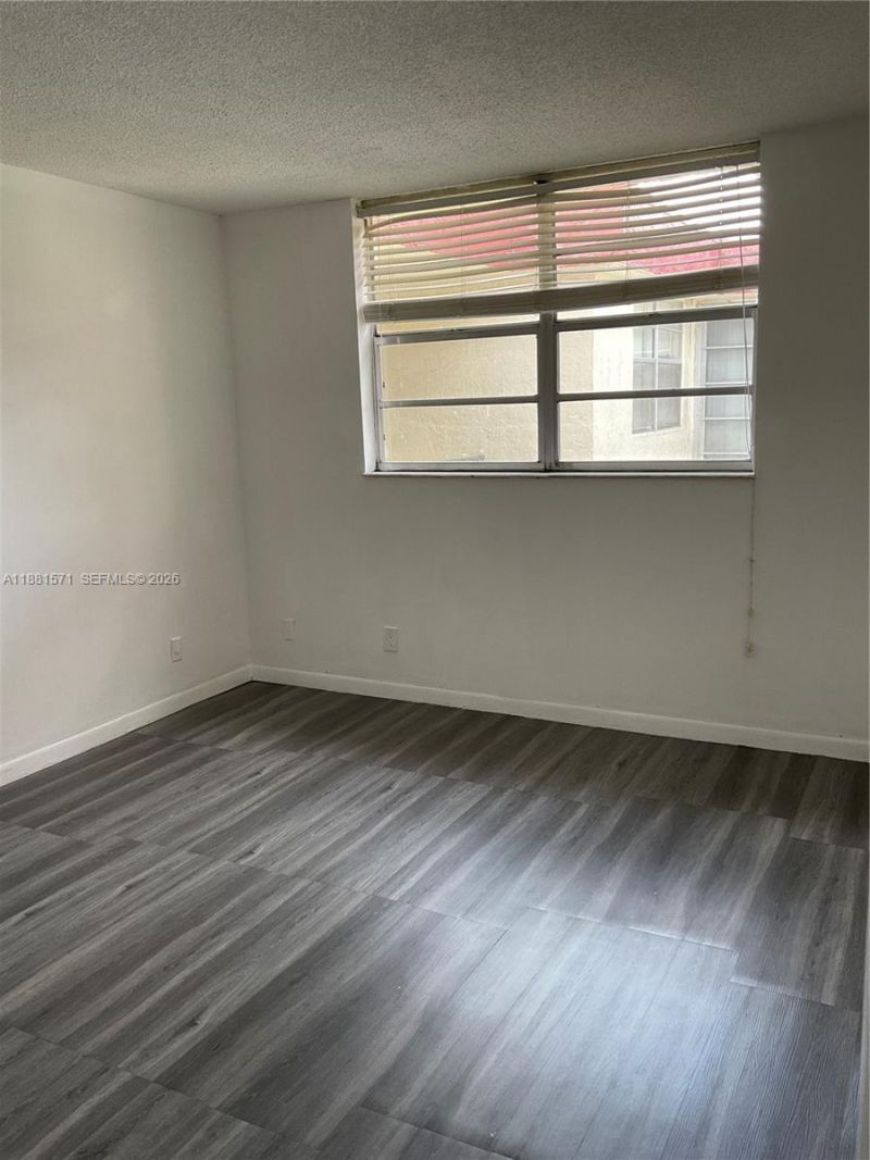 3001 NW 48th Ave, Unit 440, Lauderdale Lakes, FL 33313 Photo