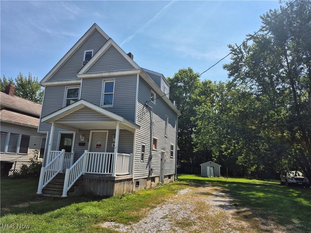 747 W River Road N, Elyria, OH 44035 Main Photo