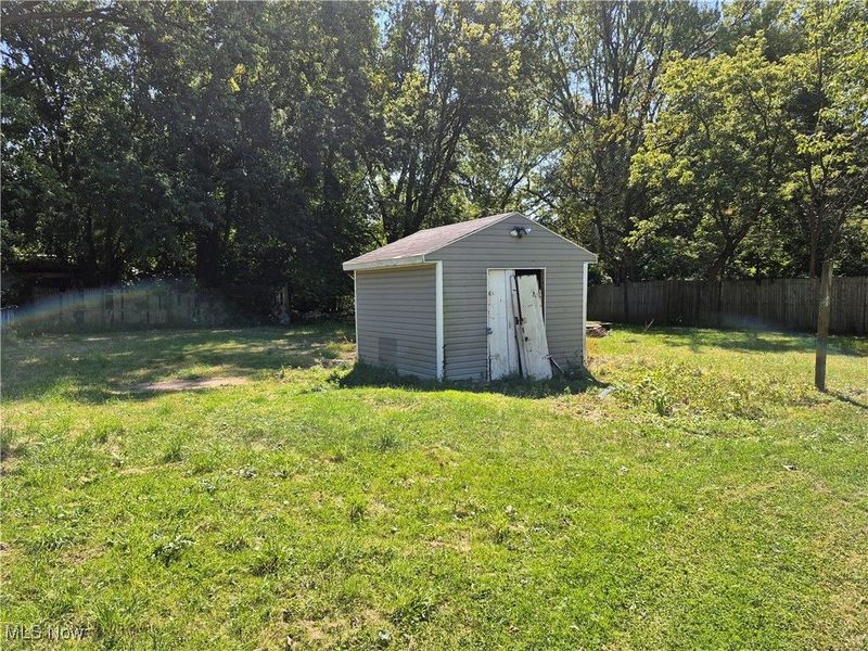 747 W River Road N, Elyria, OH 44035 Photo 16