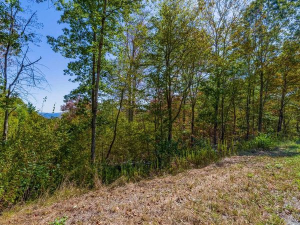 5268 Willard Road, Unit 5268, Hartford, VT 05059