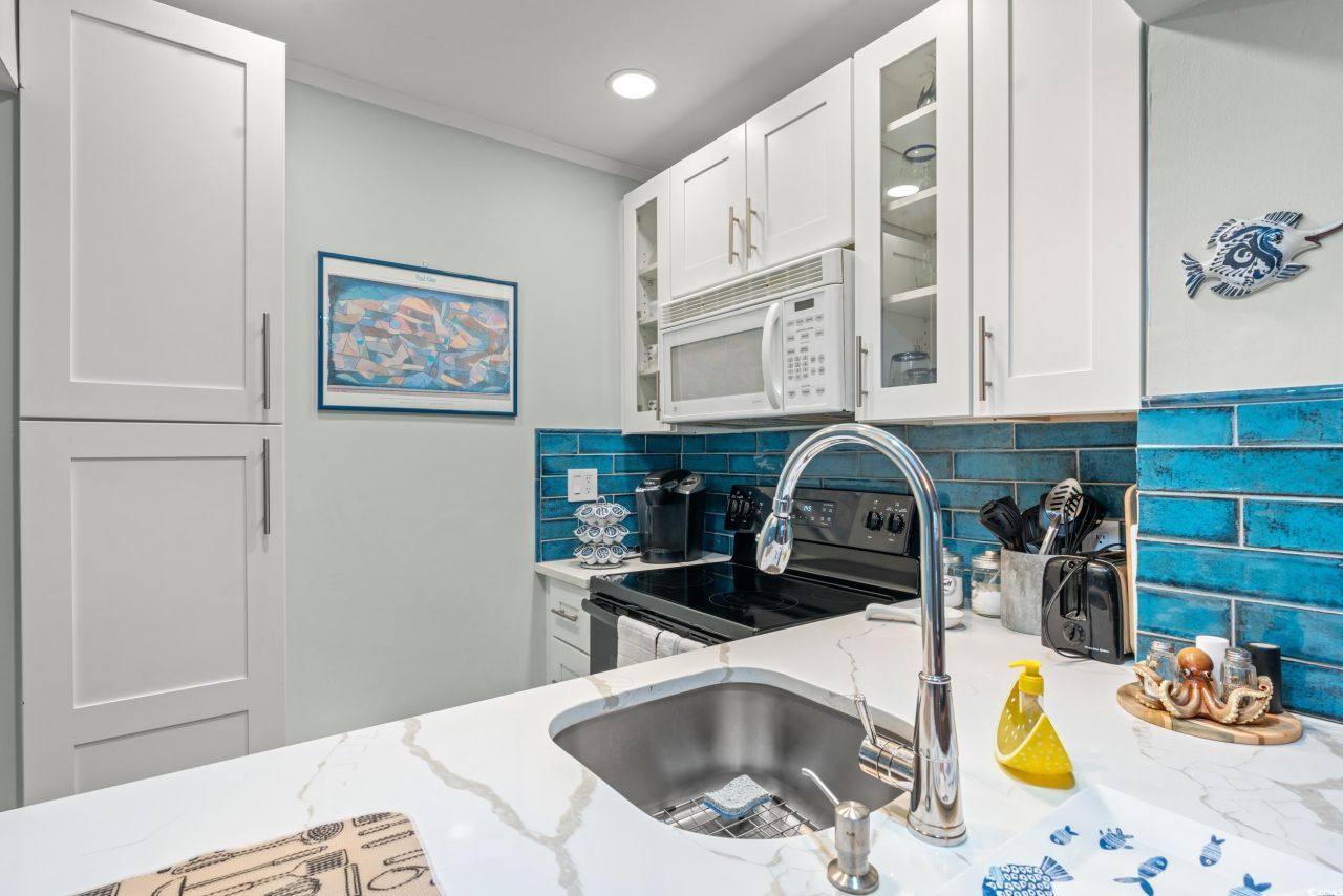 415 Ocean Creek Dr. Photo 10