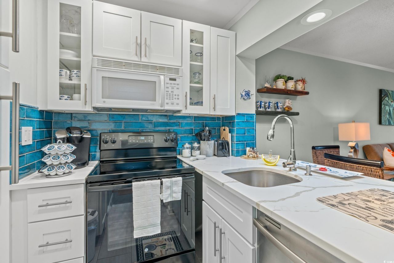 415 Ocean Creek Dr. Photo 9