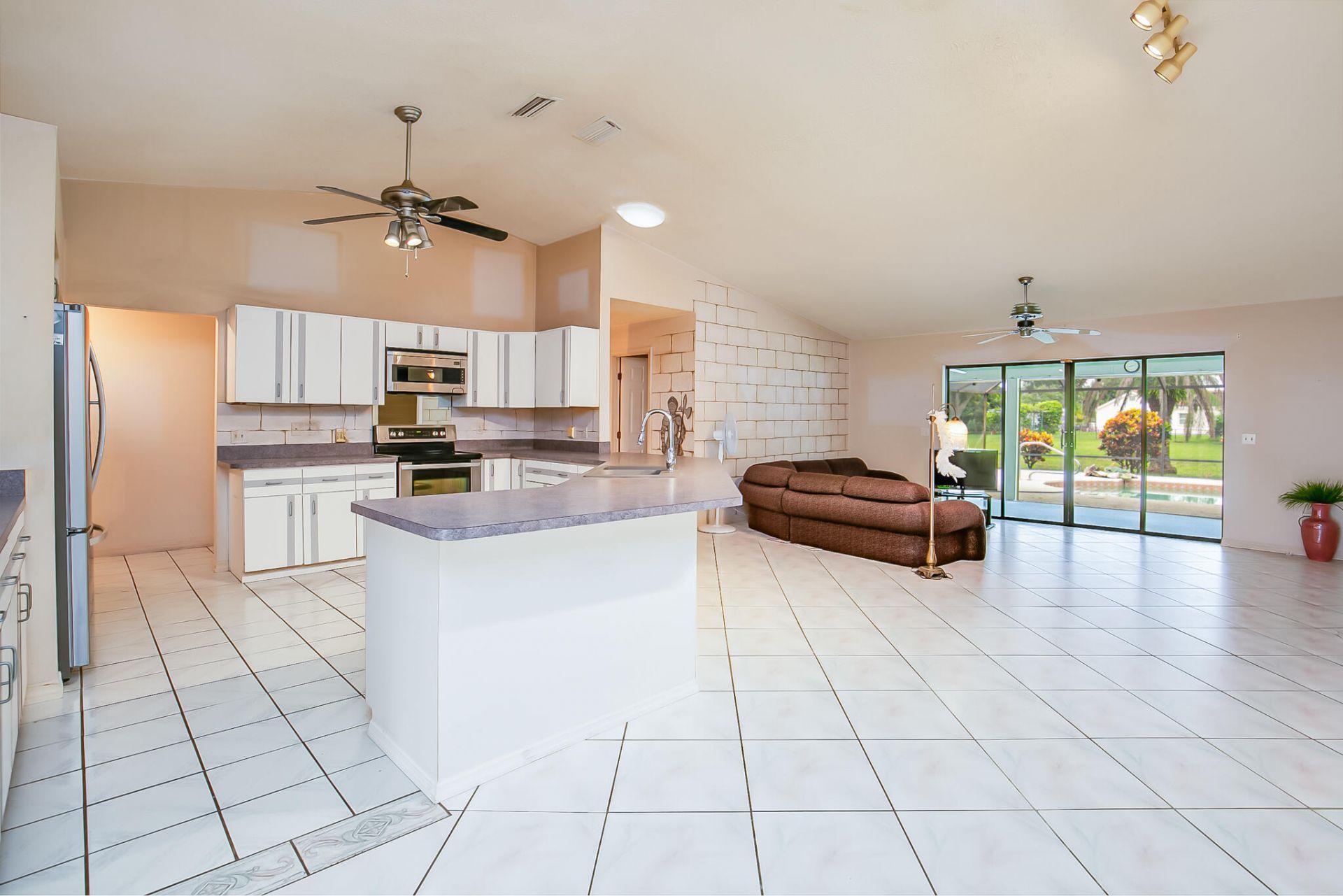 3013 SE Darien Road, Port Saint Lucie, FL 34952 Photo
