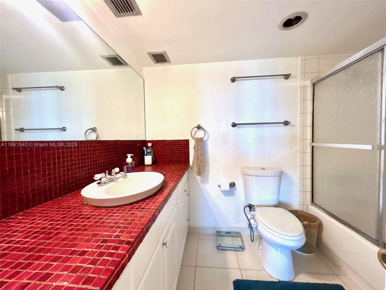 9500 W Bay Harbor Dr, Unit 2G, Bay Harbor Islands, FL 33154 Photo