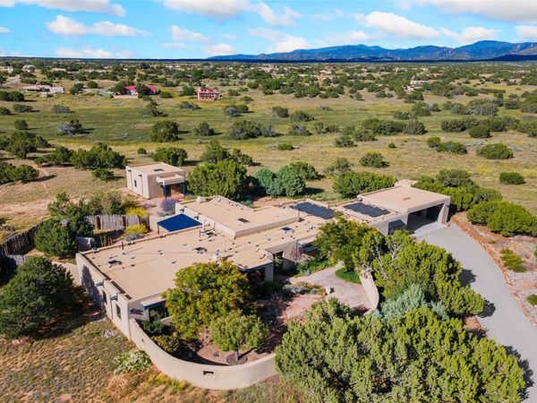 71 Camerada Loop, Santa Fe, NM 87508