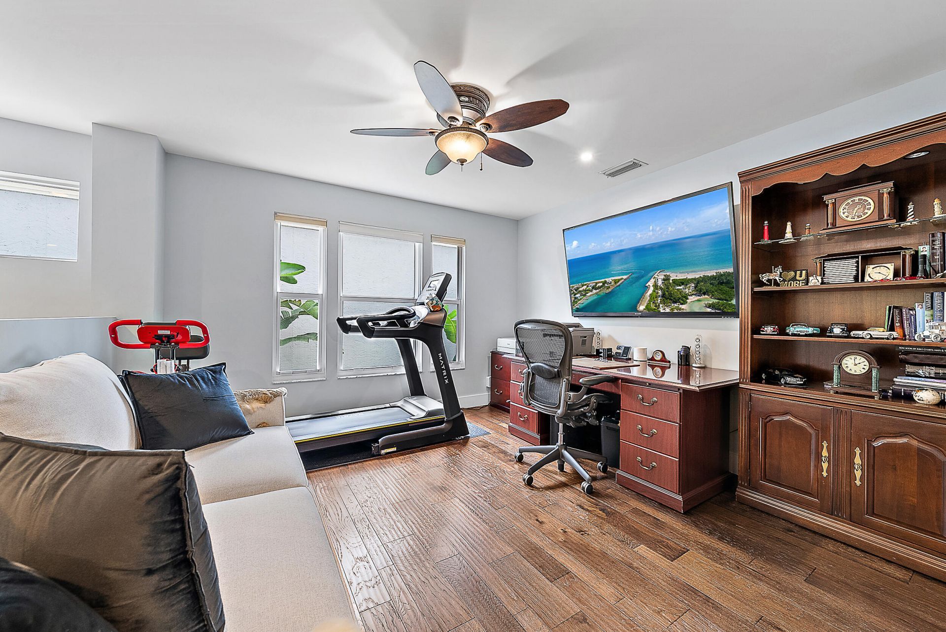 7 Grand Bay Circle, Juno Beach, FL 33408 Photo