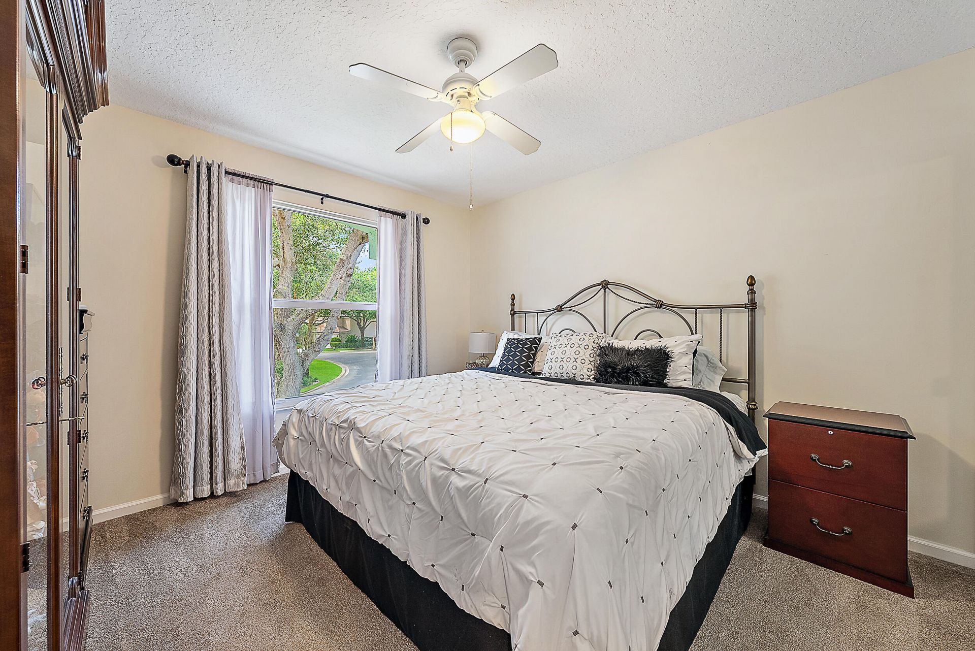 7 Grand Bay Circle, Juno Beach, FL 33408 Photo