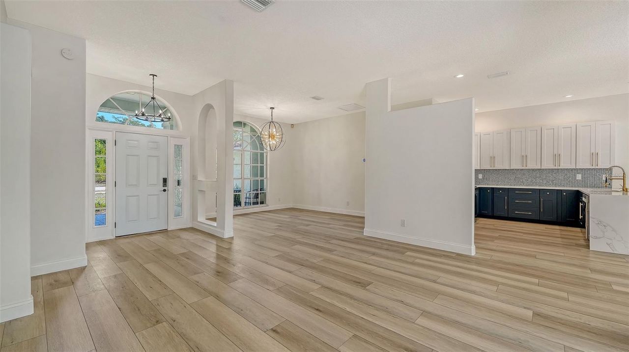 5402 60th Street E, Bradenton, FL 34203 Photo