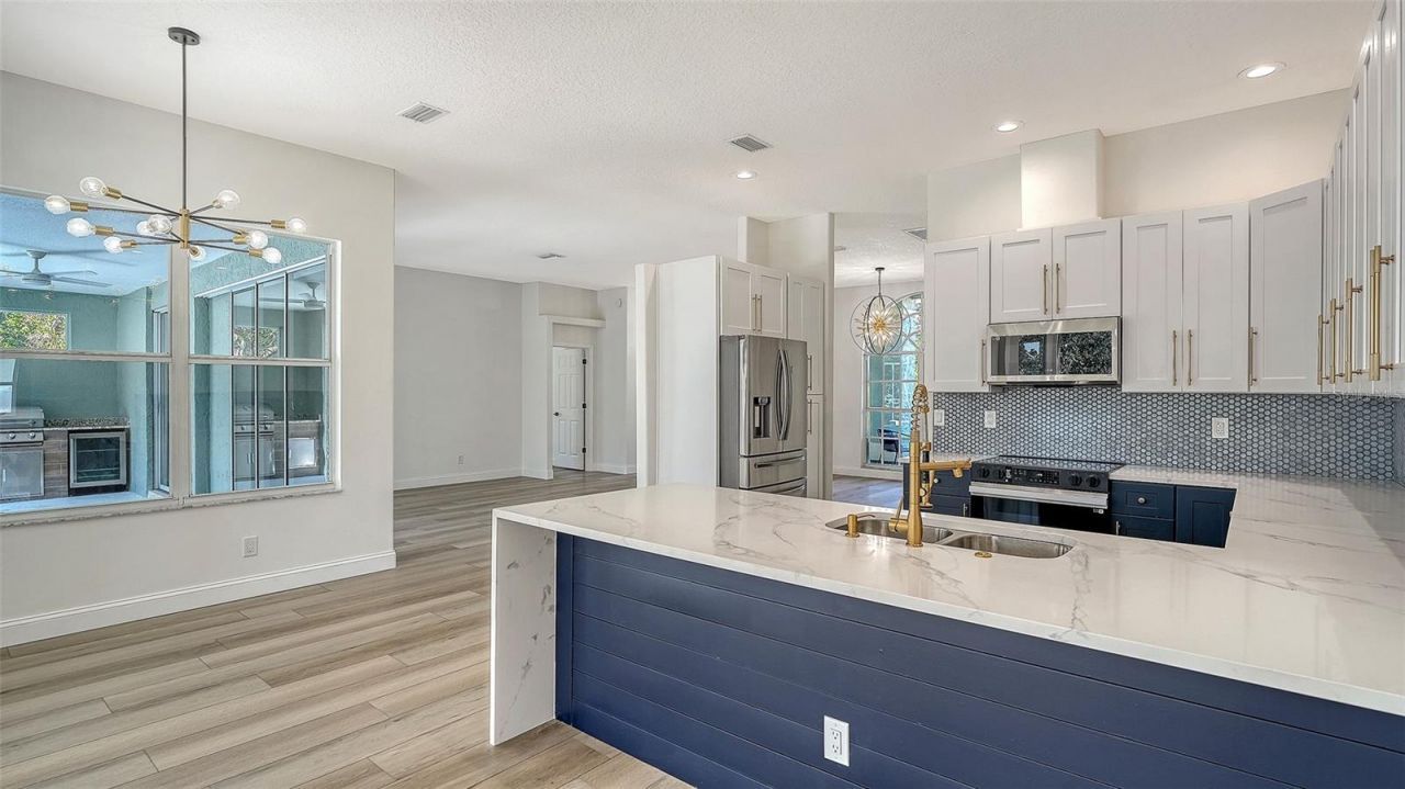 5402 60th Street E, Bradenton, FL 34203 Photo