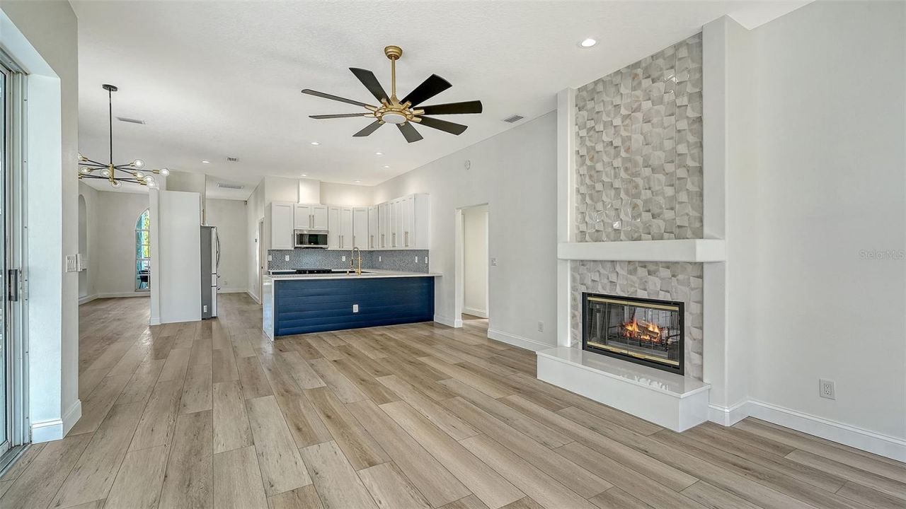 5402 60th Street E, Bradenton, FL 34203 Photo