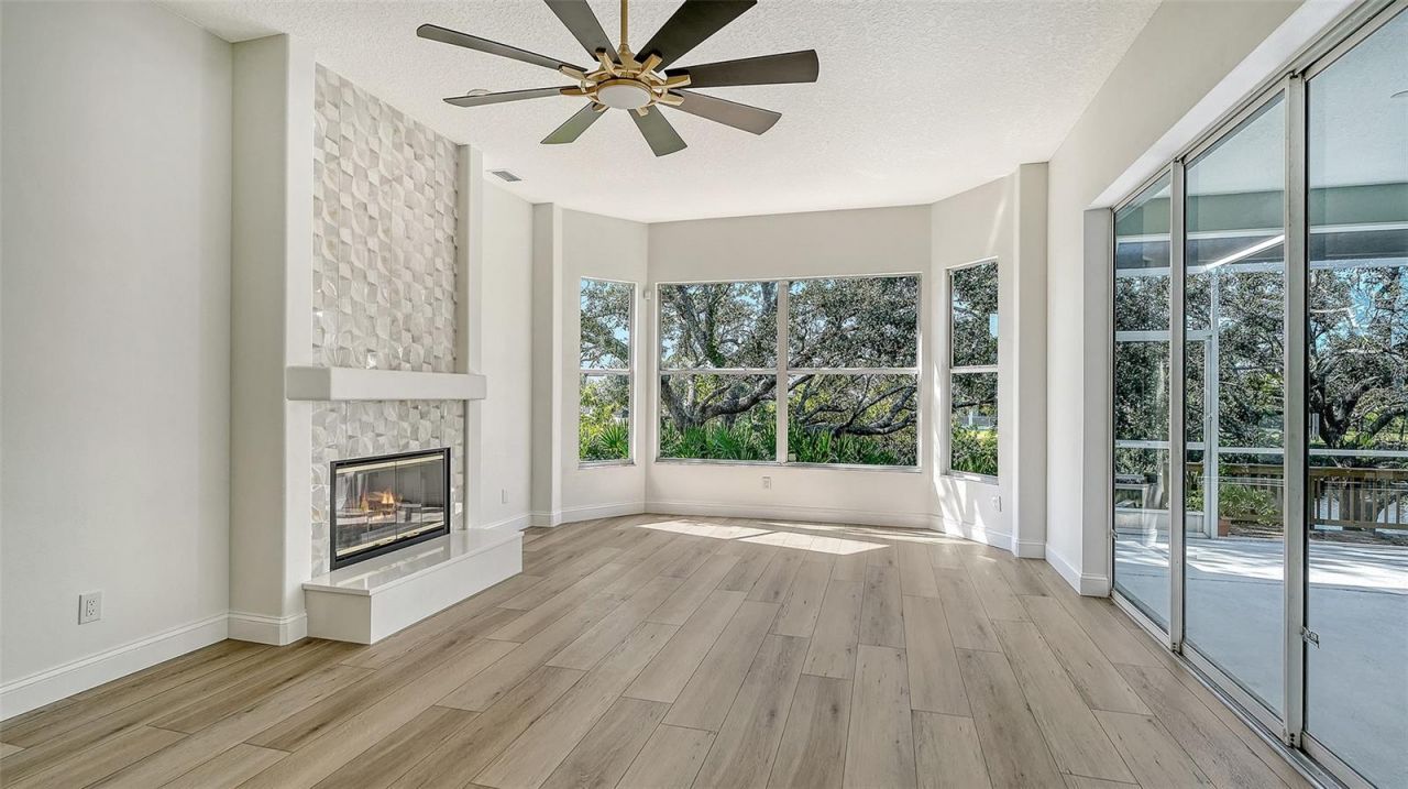 5402 60th Street E, Bradenton, FL 34203 Photo