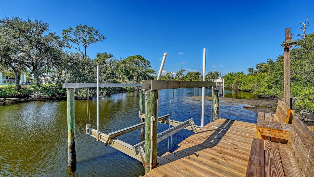 5402 60th Street E, Bradenton, FL 34203 Photo