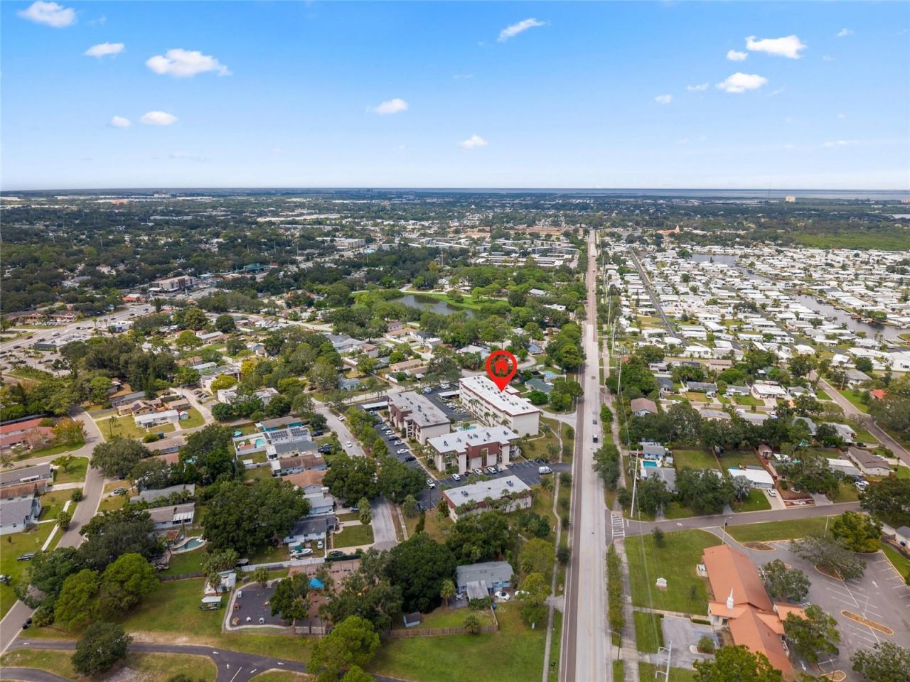 209 NE Lincoln Circle N, Unit 109, Saint Petersburg, FL 33702 Photo