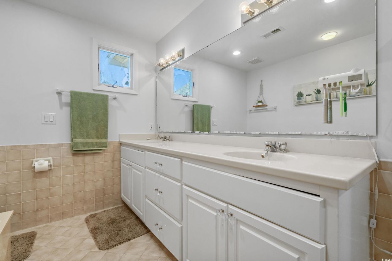 1044 Links Rd. Photo 33