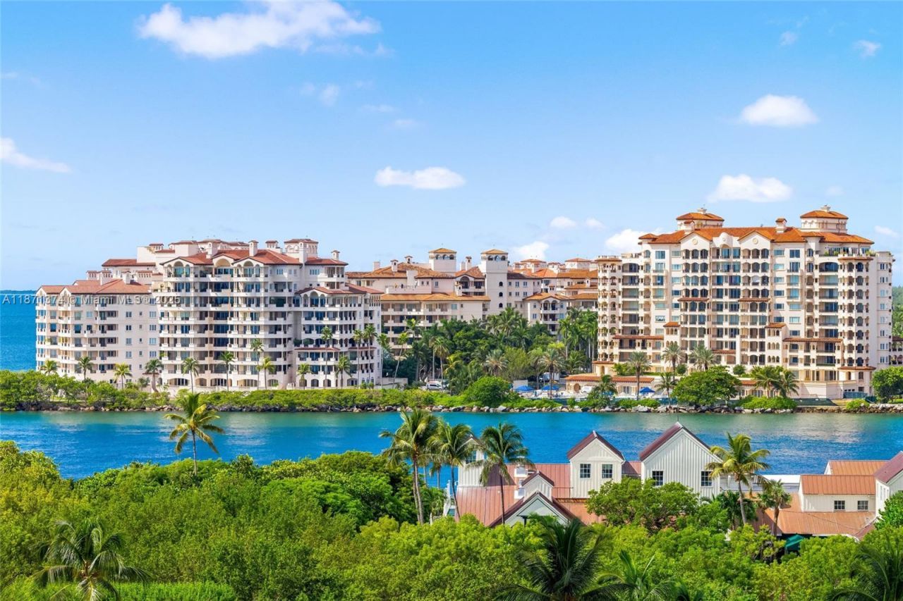 50 S Pointe Dr, Unit 1005, Miami Beach, FL 33139 Photo