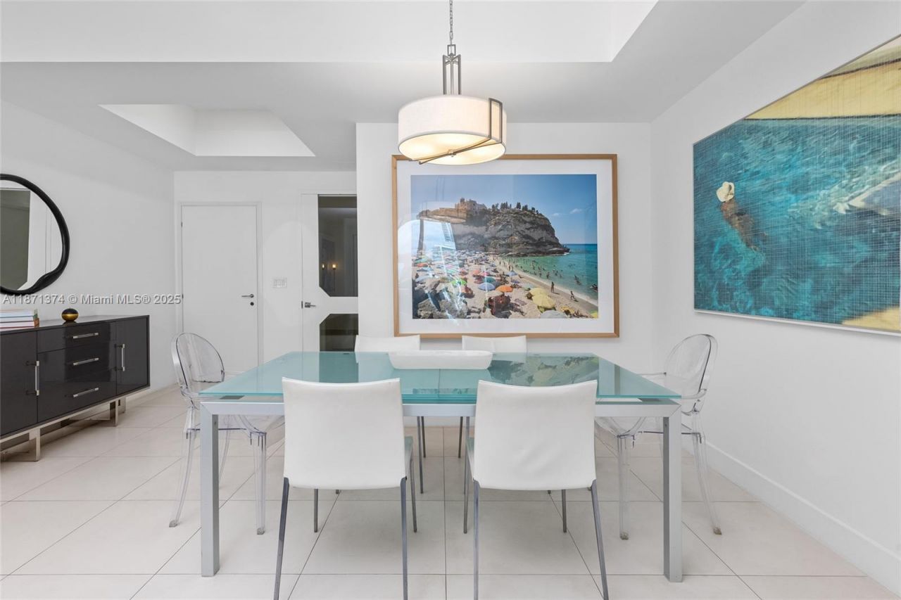 50 S Pointe Dr, Unit 1005, Miami Beach, FL 33139 Photo