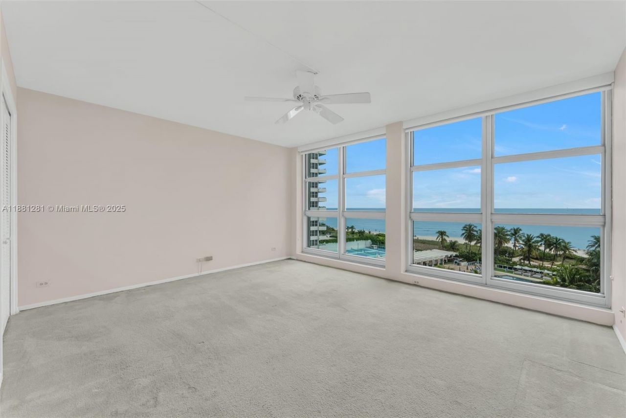 5055 Collins Ave, Unit 7N, Miami Beach, FL 33140 Photo
