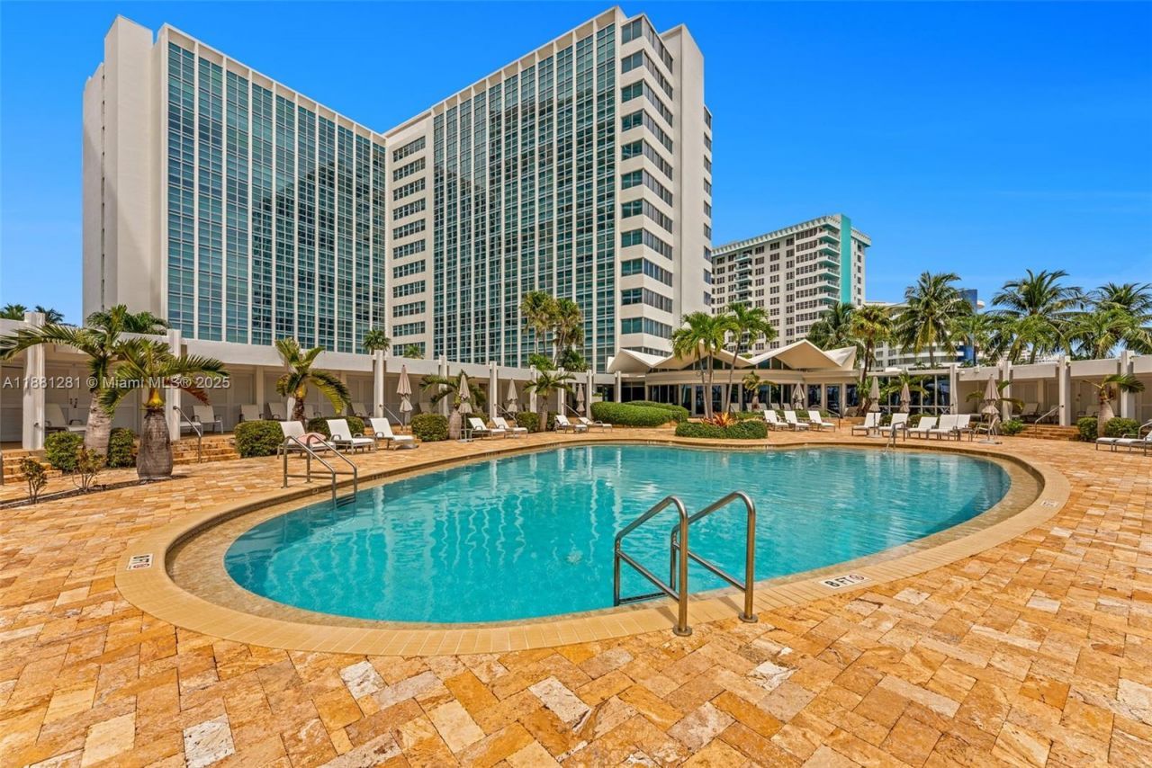 5055 Collins Ave, Unit 7N, Miami Beach, FL 33140 Photo