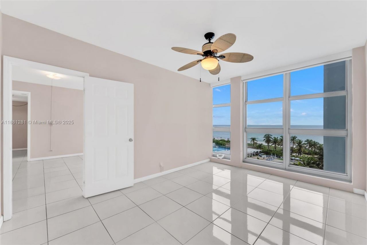 5055 Collins Ave, Unit 7N, Miami Beach, FL 33140 Photo