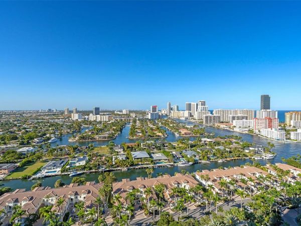 21205 Yacht Club Dr, Unit 2605, Aventura, FL 33180