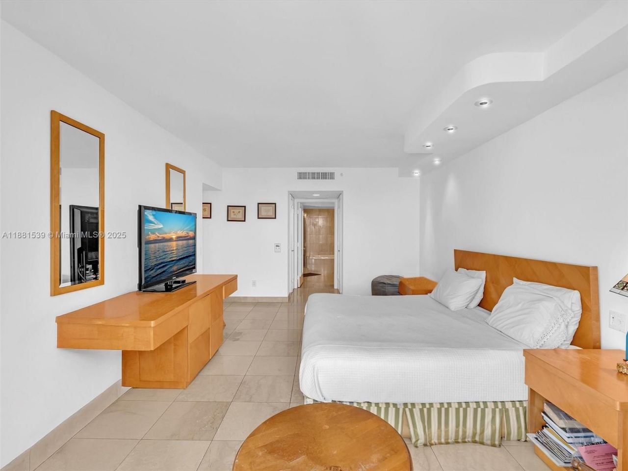 21205 Yacht Club Dr, Unit 2605, Aventura, FL 33180 Photo