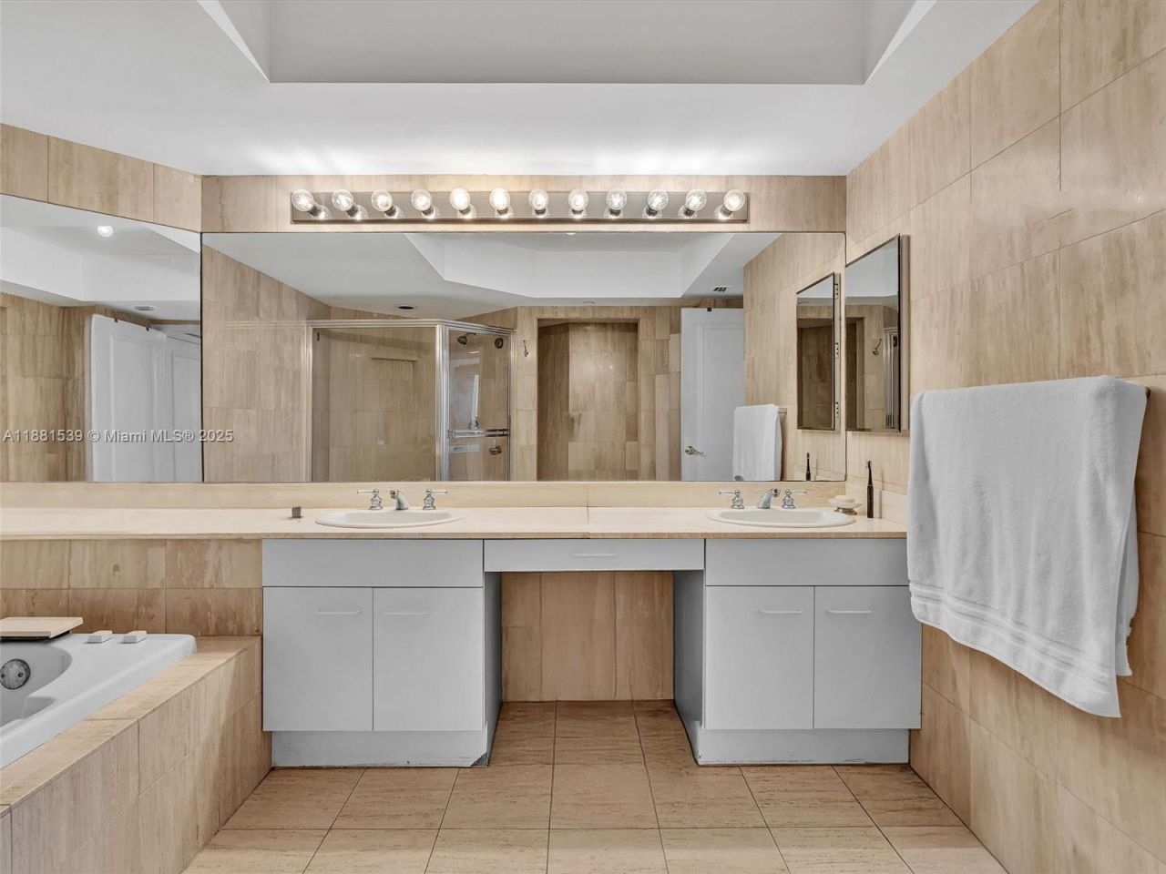 21205 Yacht Club Dr, Unit 2605, Aventura, FL 33180 Photo