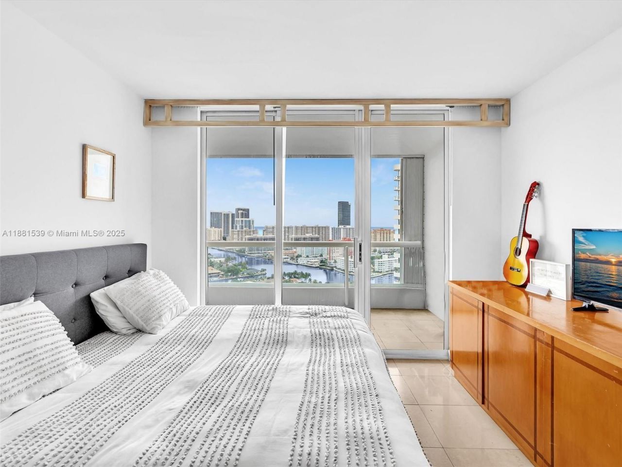 21205 Yacht Club Dr, Unit 2605, Aventura, FL 33180 Photo