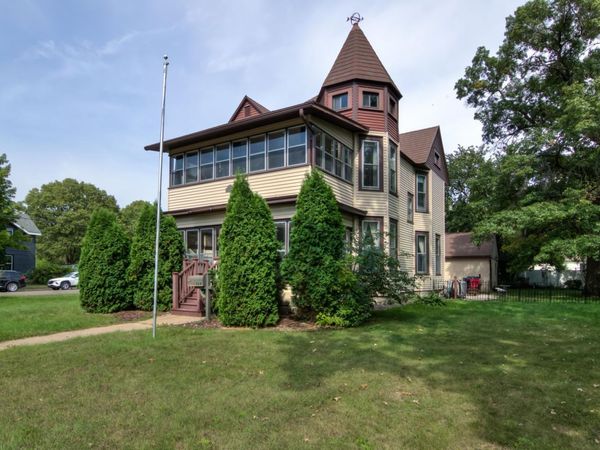 324 Coleman Street, Chippewa Falls, WI 54729