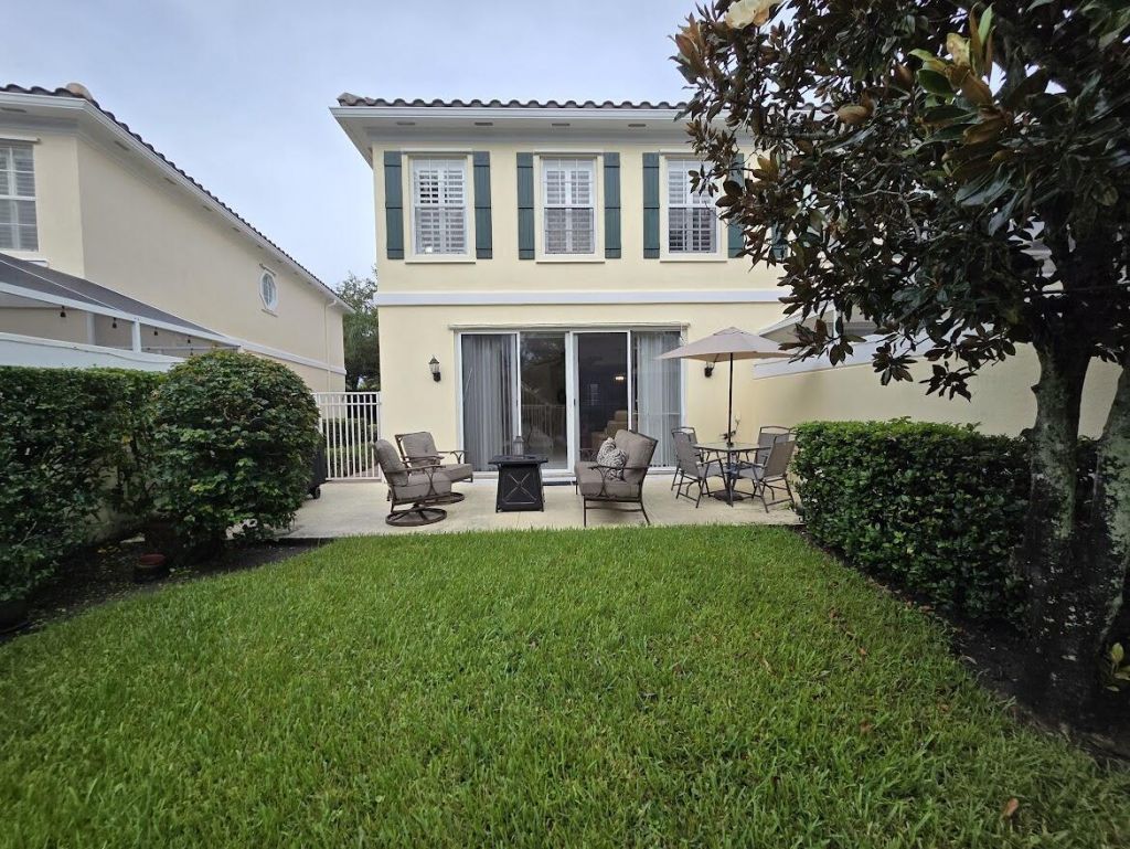 144 Santa Barbara Way, Palm Beach Gardens, FL 33410 Photo