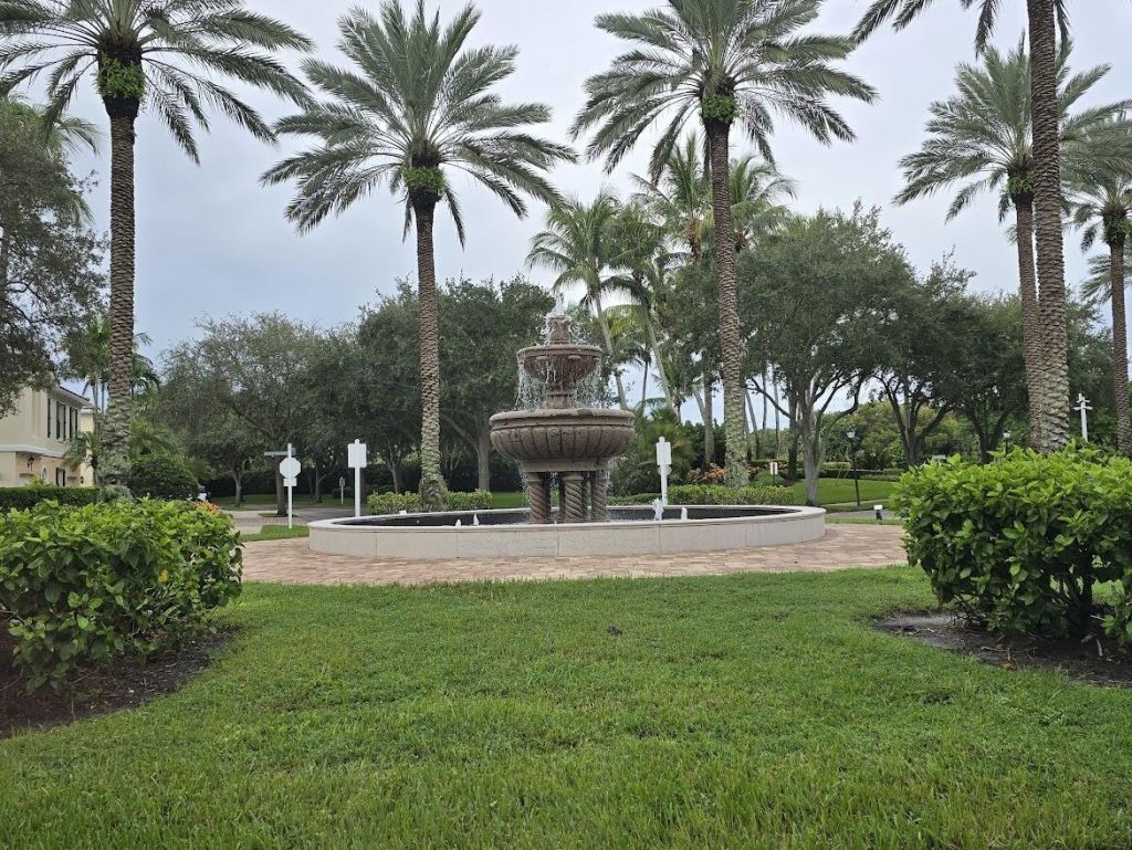 144 Santa Barbara Way, Palm Beach Gardens, FL 33410 Photo