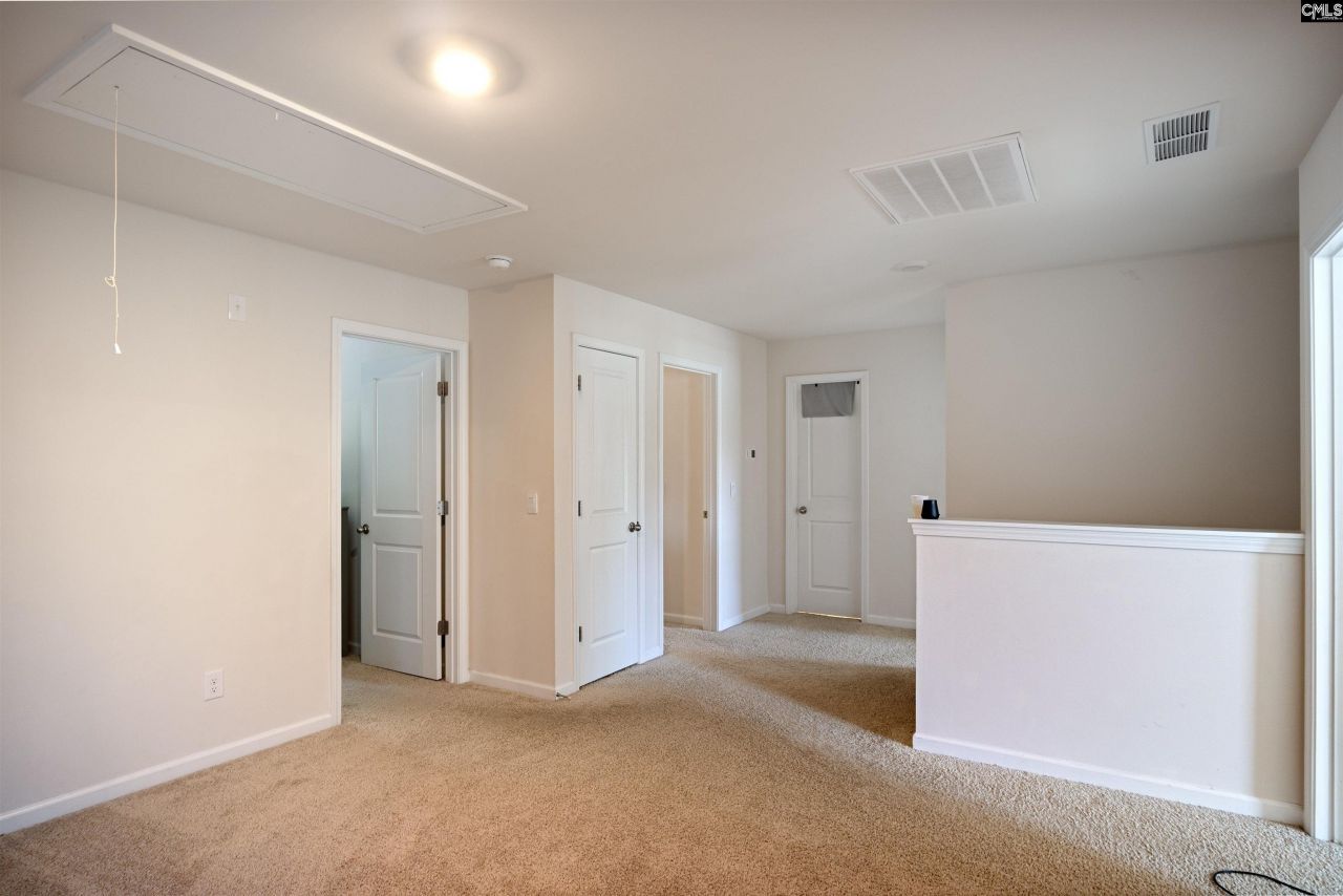 140 Carrington Drive Photo 25