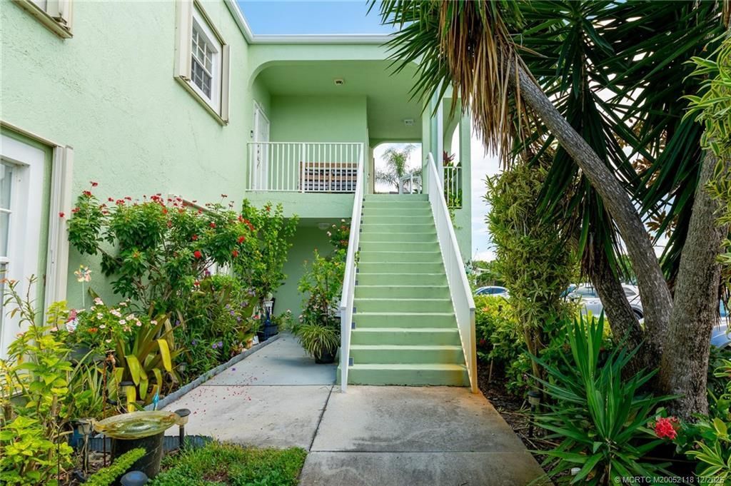 2109 SE Wild Meadow Circle, Port Saint Lucie, FL 34952 Photo