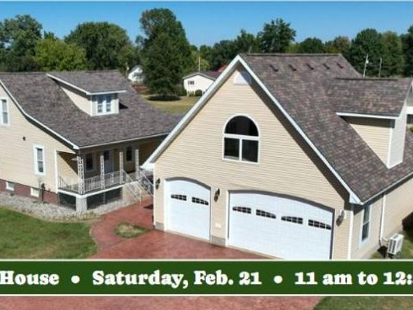 500 Benton Street, Mount Olive, IL 62069