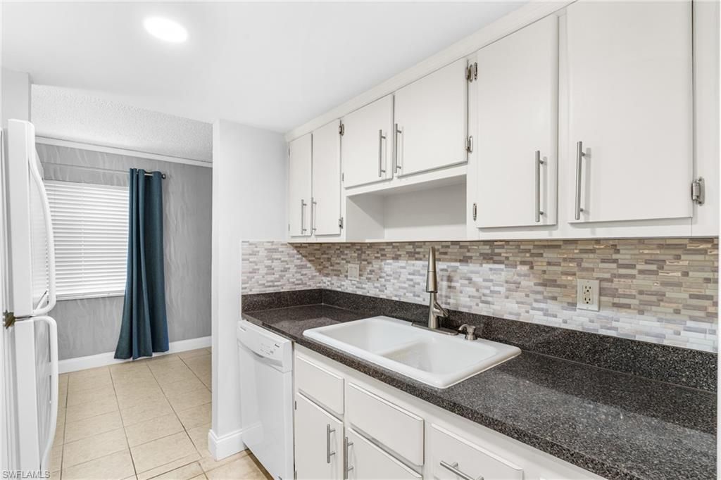 2366 E Mall Dr, Unit 119, Fort Myers, FL 33901 Photo