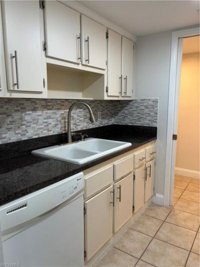 2366 E Mall Dr, Unit 119, Fort Myers, FL 33901 Photo