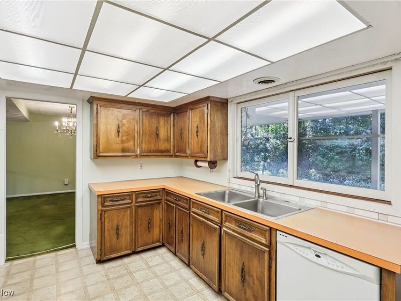 1276 Linwood Avenue SW, North Canton, OH 44720 Photo 17