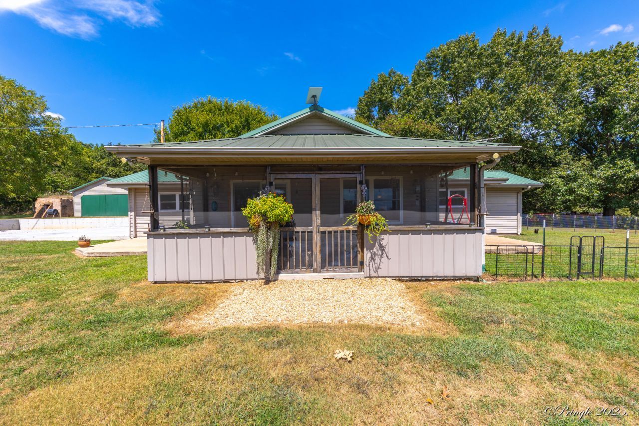 Hc 73 Box 720, Drury, MO 65638 Main Photo