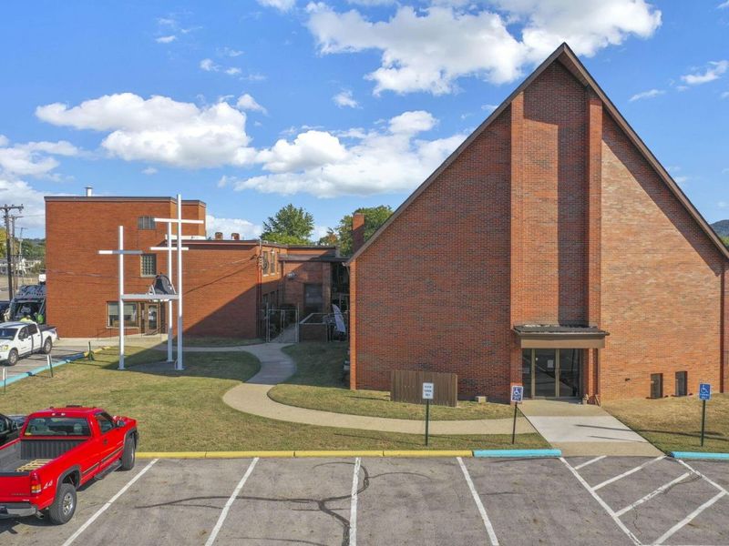 1004 W 6th Avenue , Lancaster, OH 43130 Photo 8