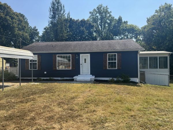 800 Helton Dr, Clarksville, TN 37042