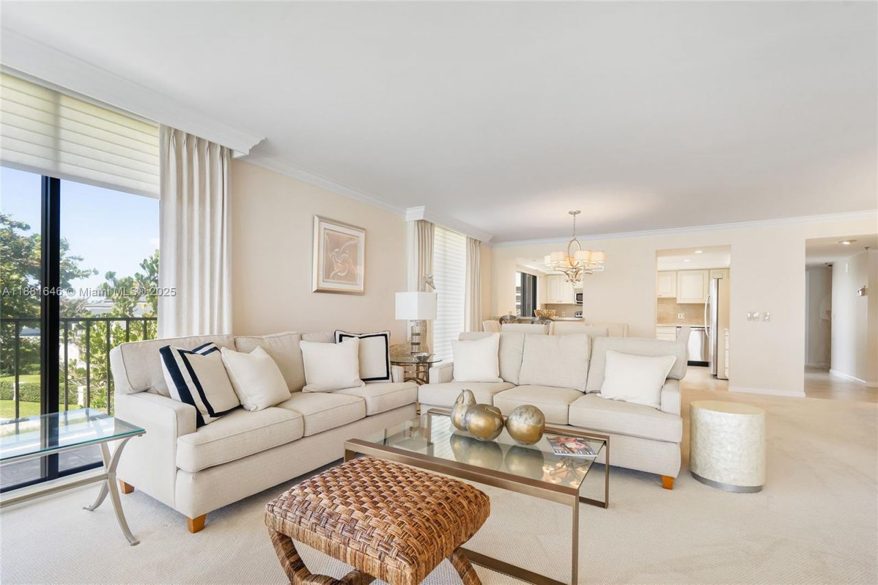 100 Beach Rd, Unit 204, Tequesta, FL 33469 Photo