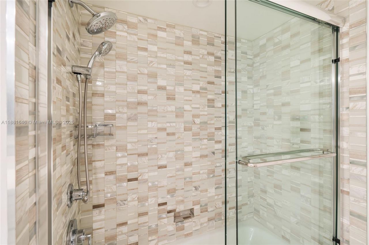 100 Beach Rd, Unit 204, Tequesta, FL 33469 Photo