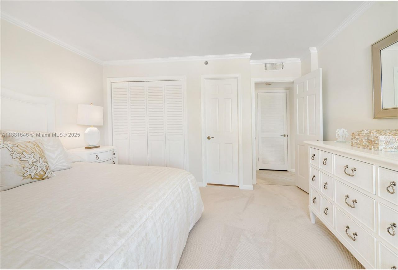 100 Beach Rd, Unit 204, Tequesta, FL 33469 Photo