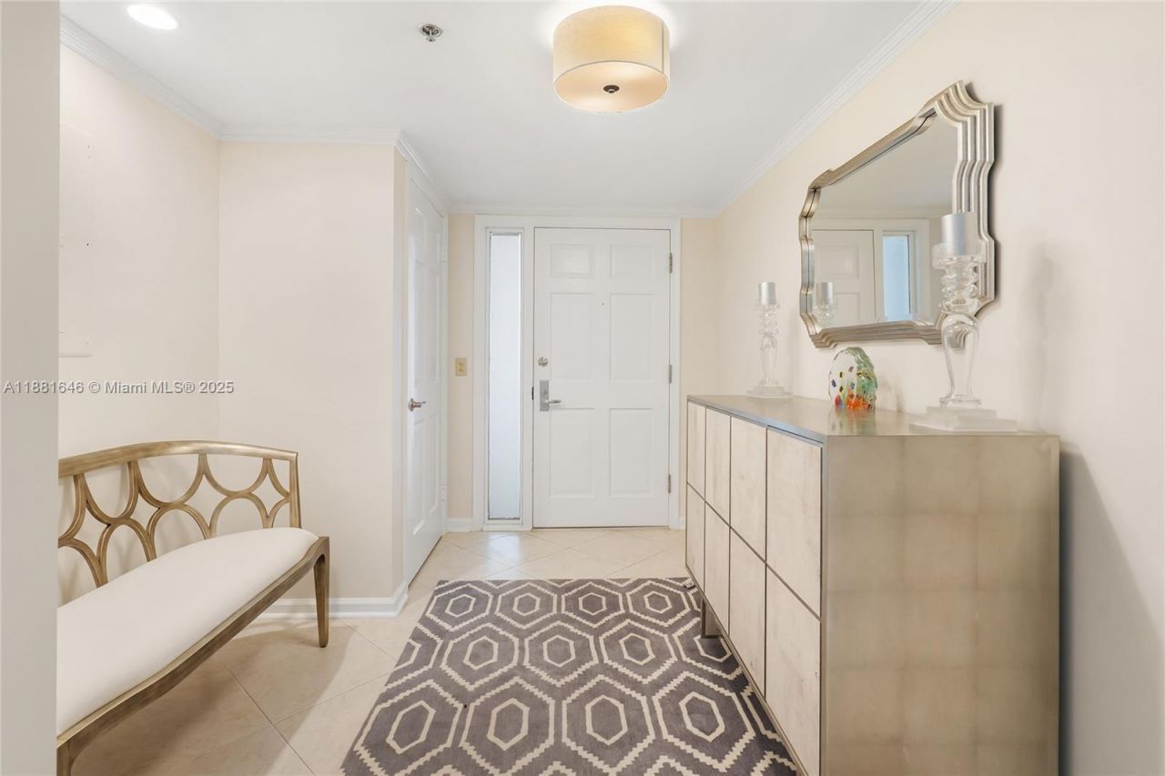 100 Beach Rd, Unit 204, Tequesta, FL 33469 Photo