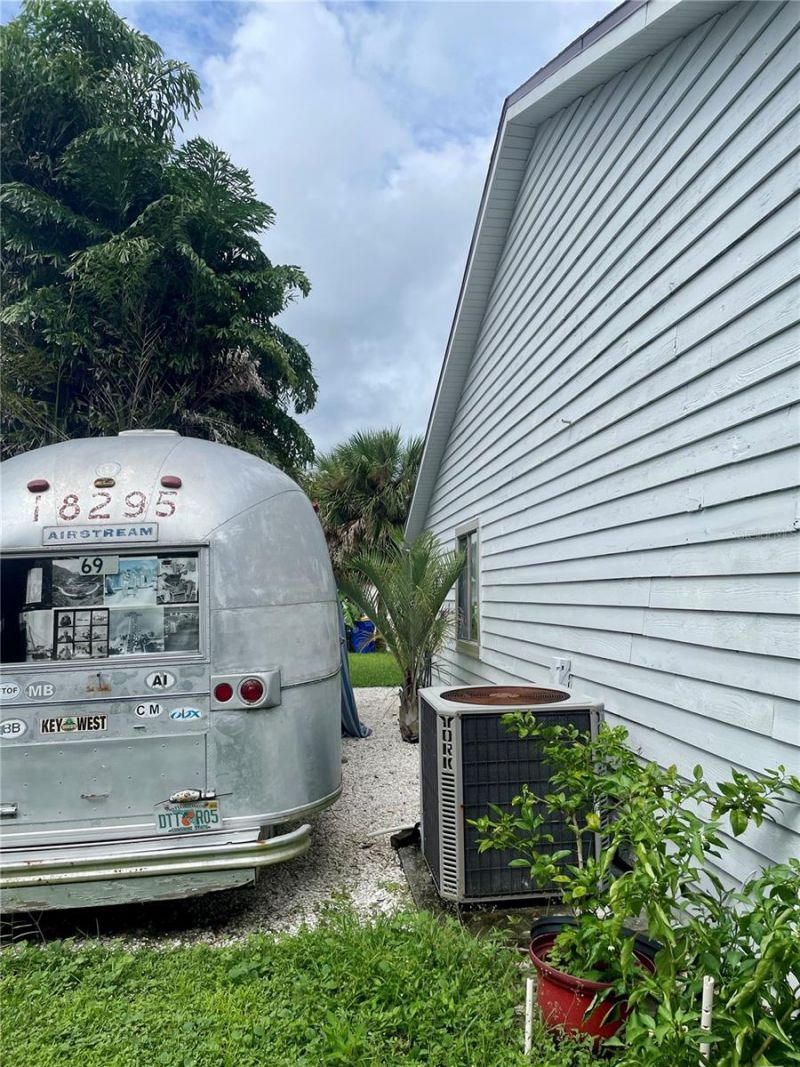 2615 Willow Oak Drive, Edgewater, FL 32141 Photo